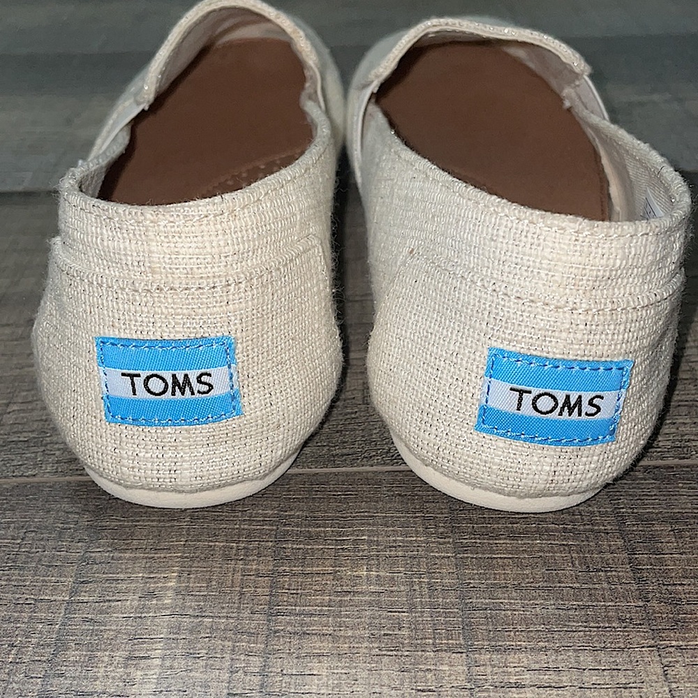 Toms Flats - Picture 5 of 8